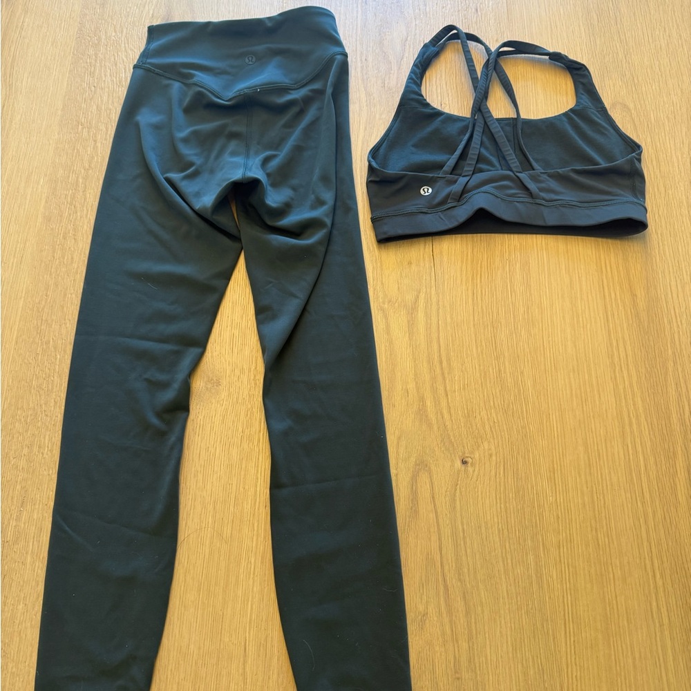 Forrest Green Activewear Set with Strappy Sports Bra